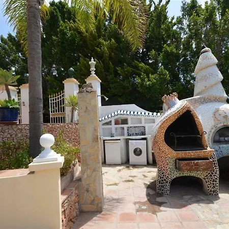 Villa Ubico *